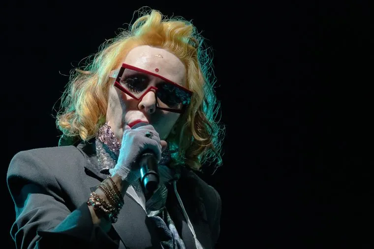 Сумма задолженности, взысканной с Агузаровой, неизвестна