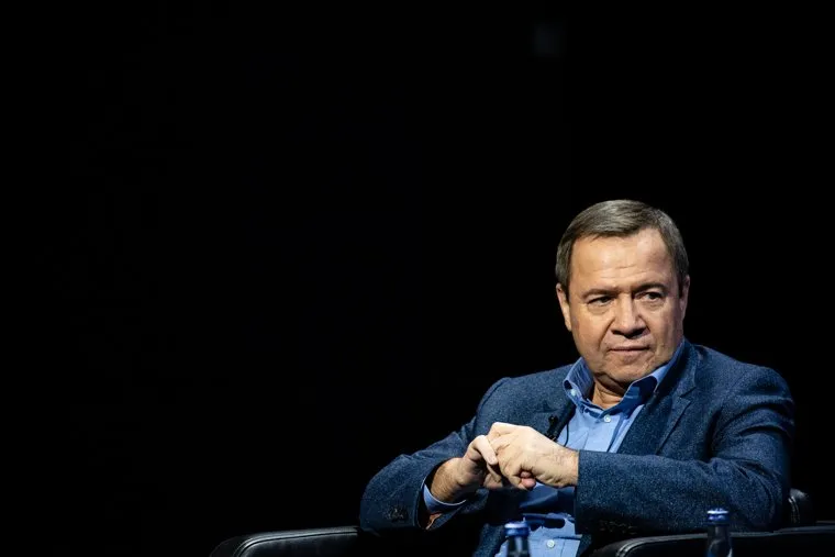 Интервью Владимира Познера с Валентином Юмашевым в рамках фестиваля «Слова и музыка свободы – СМС». Екатеринбург