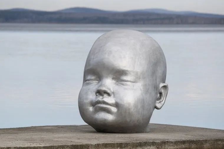 Индустриальный младенец на пляже ВИЗа. Екатеринбург 