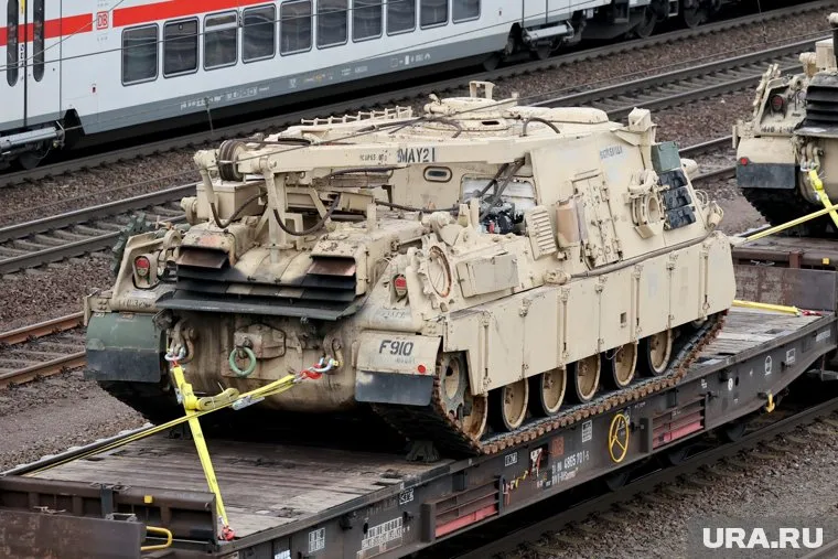 ВС РФ начали использовать трофейную М88А2 Hercules, которую ВСУ бросили на авдеевском направлении