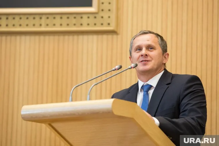 Лидер югорских коммунистов Алексей Савинцев предполагает, что вторая комиссия по этике может стоить раскольнику Халиду Таги-Заде карьеры