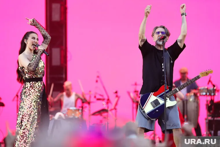 Все билеты на концерты звезд в первые ряды раскуплены