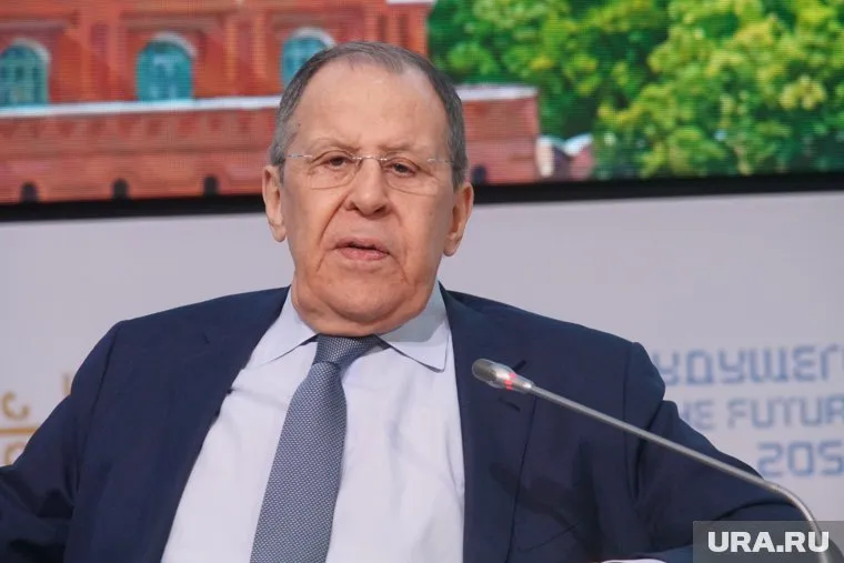 Особое внимание Лавров уделил поставкам западных вооружений Украине