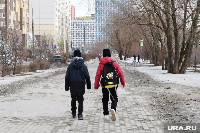 Со слов родителей, детям не организовали питание из-за экономии средств