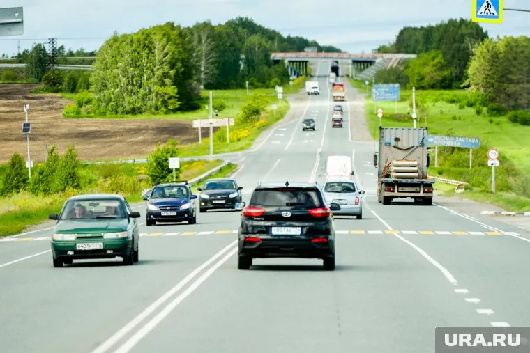 Спецмашины будут фиксировать нарушения, находясь в потоке движения