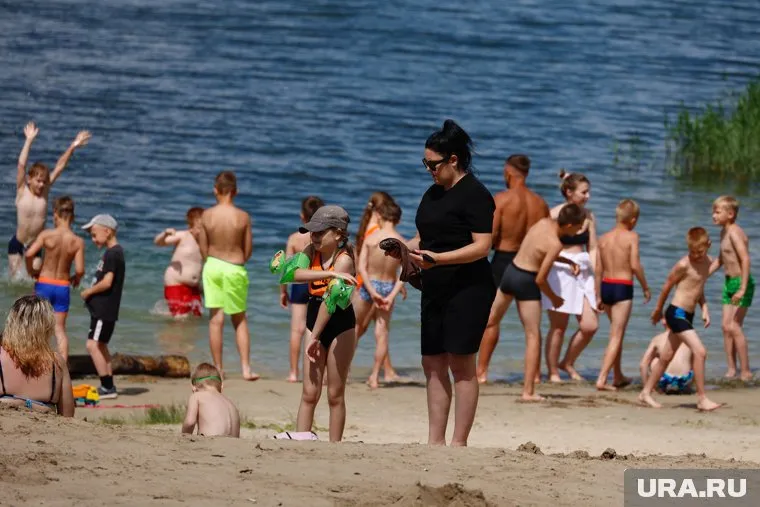 Пляж Голубые озера - излюбленное место для купания горожан