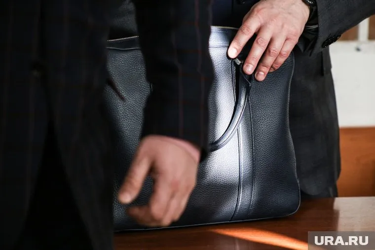 Михаил Макеев переходит с государственной на муниципальную службу