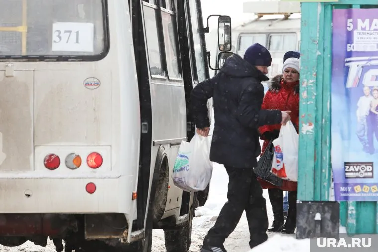 Средняя зарплата в отрасли — 54 тысячи рублей