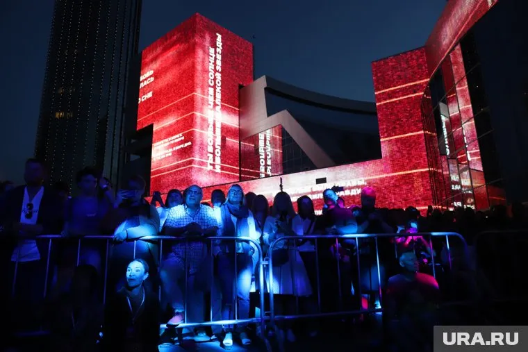 Женский союз России заявил, что Ельцин Центр развращает подрастающее поколение