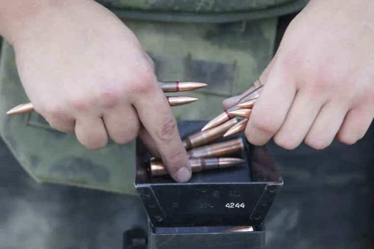 Тренировка добровольцев перед отправкой в Украину. Свердловская область