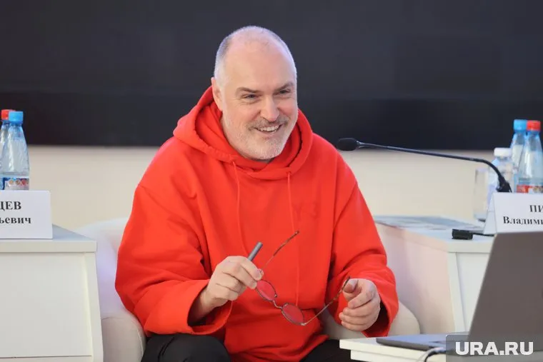 Промышленный дизайнер Владимир Пирожков согласился проводить обучение курганских студентов посредством ВКС