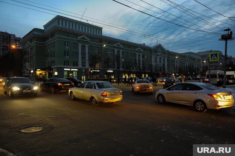 Из-за технологического нарушения район Челябинска остался без света (архивное фото)
