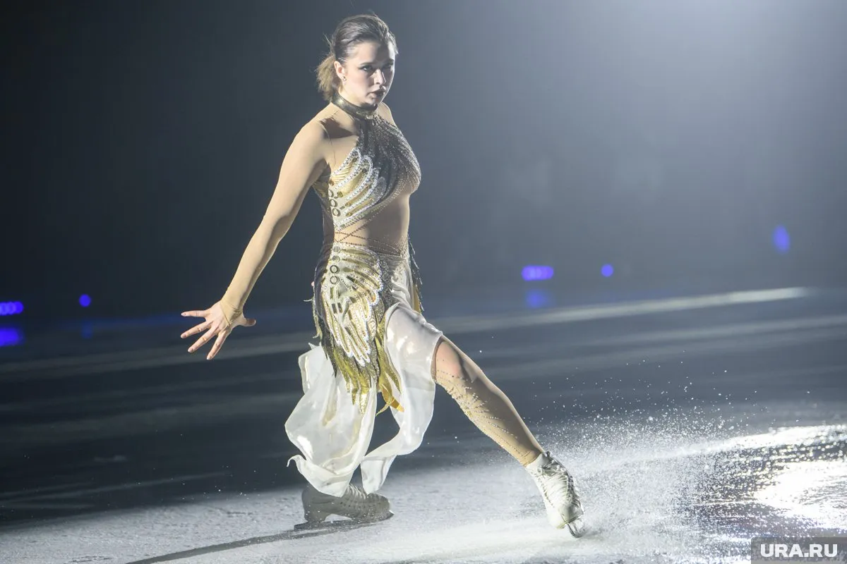 Камила Валиева начала заниматься фигурным катанием в три года