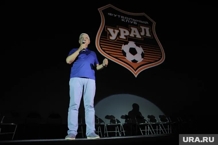 Александр Левин представил публике каждого футболиста