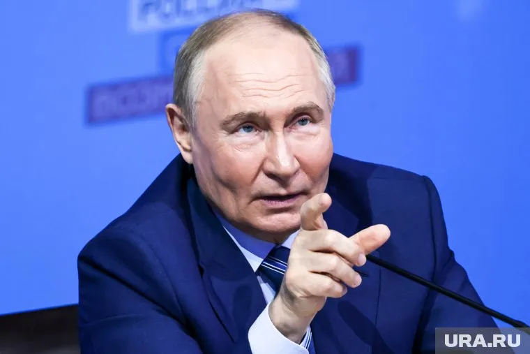 Владимир Путин держит ситуацию на личном контроле, заявил Алексей Смирнов