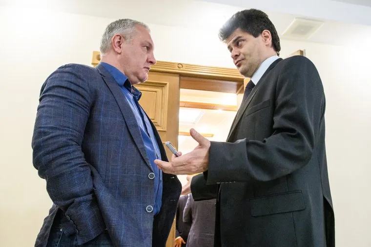 Заседание гордумы, обсуждение протестов в сквере около театра драмы. Екатеринбург