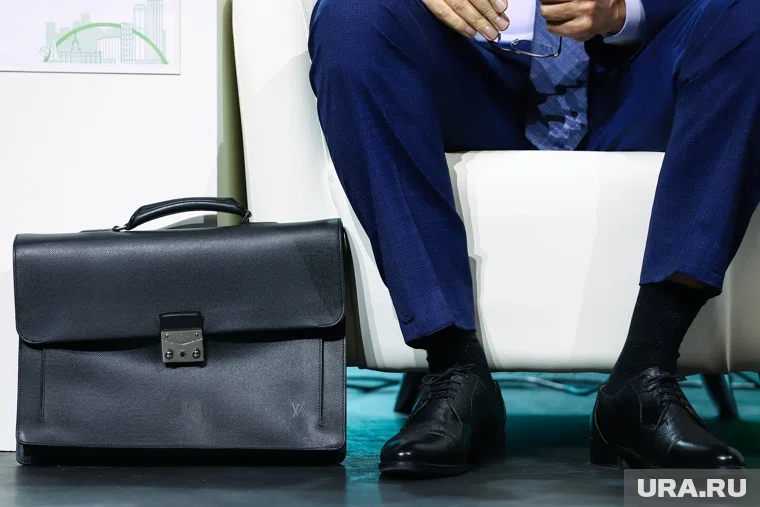 В страховой портфель чиновников ХМАО больше не будут входить больничные