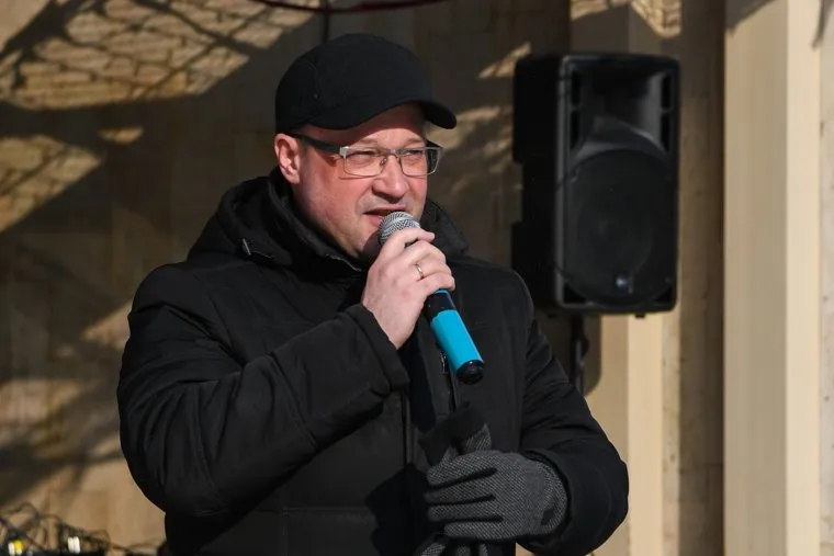 Студенты Уральского института управления встречают первый день Масленичной недели. Екатеринбург