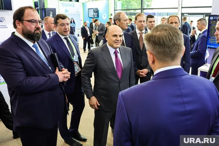 Премьер-министр Михаил Мишустин подчеркнул важность создания отечественного ПО с применением ИИ