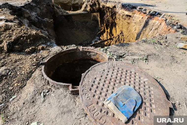Дома в Восточном микрорайоне Кургана будут подключены к канализации только в следующем году (архивное фото)