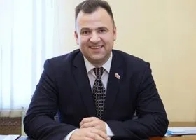 Чиновник поздравил с годовщиной петербурженку, пережившую теракт в метро