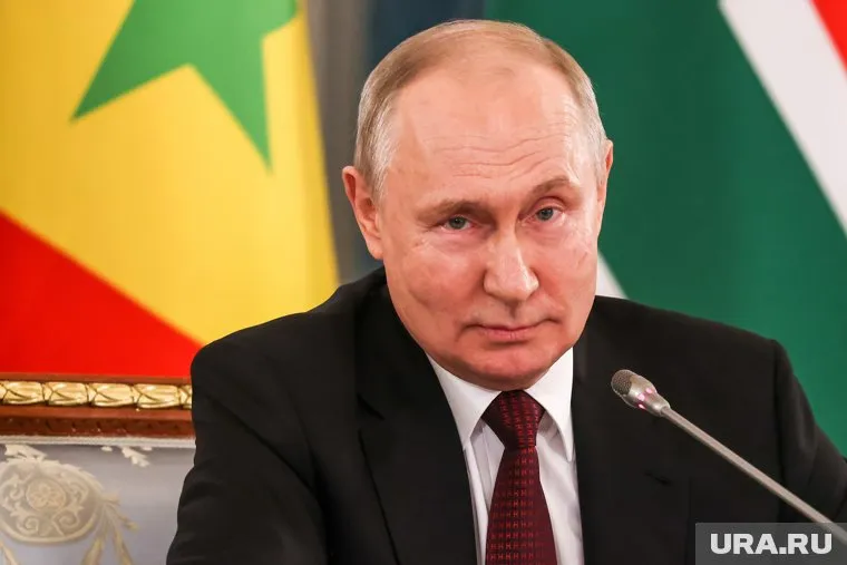 Президент РФ Владимир Путин встретился с премьер-министром Катара