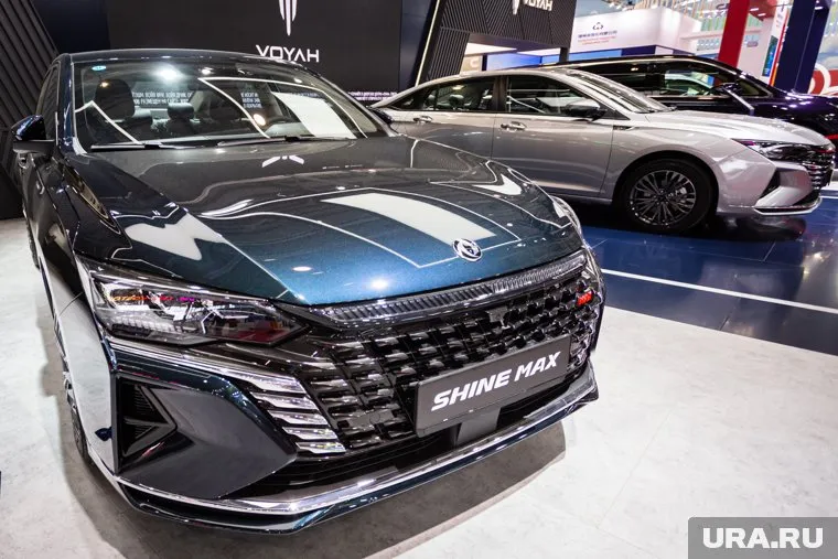 Официальные дилеры готовы предложить выгодные условия для приобретения авто