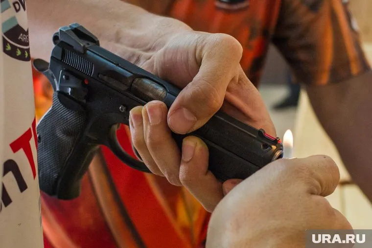 Геймер устроил стрельбу в торговом центе