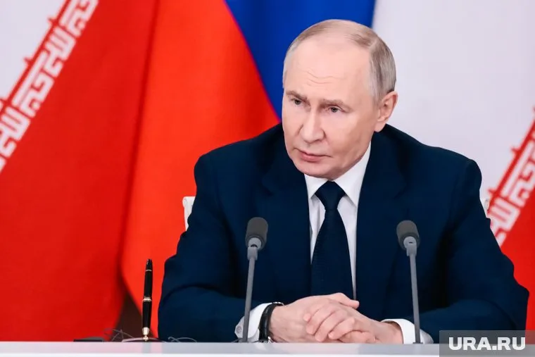 Путин поздравил Вучича с 55-летием