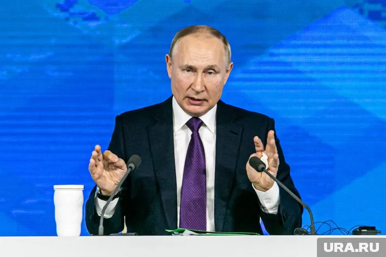 Владимир Путин выслушал мнение губернатора Владимира Солодова перед принятием решения о распределении ресурсной базы между «Газпромом» и «Новатэком»