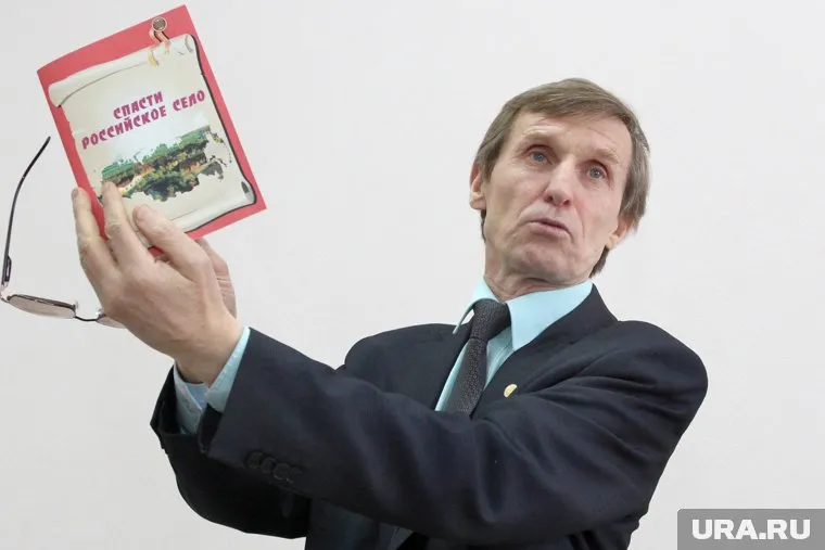 Аграрий использует партии для своего пиара