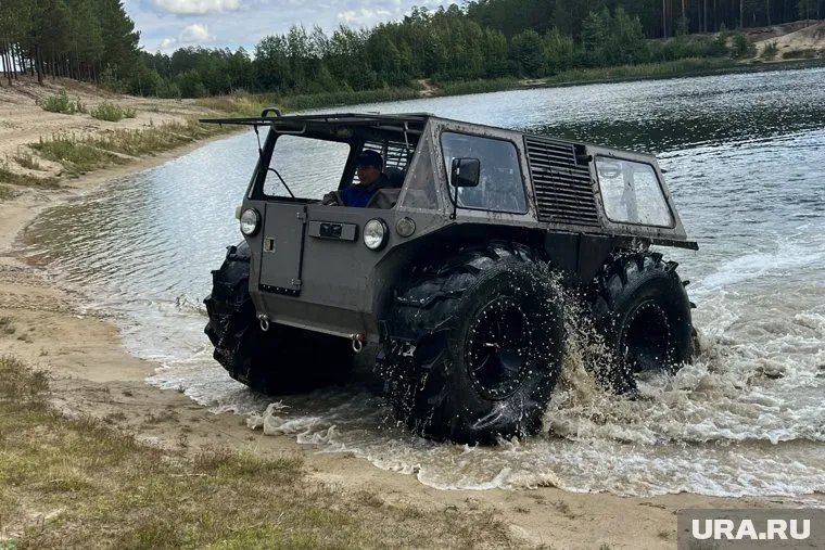 Мужчина врезался на снегоболотоходе в ЛЭП под Сысертью (архивное фото)