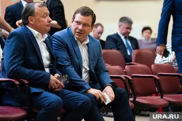 Дмитрий Ноженко (справа) курирует экономику в команде Алексея Орлова