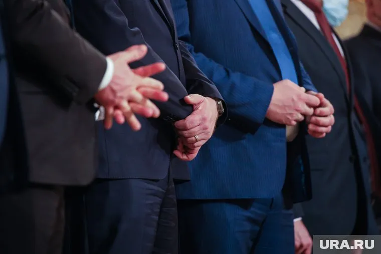 Путин рекомендовал региональным властям лично контролировать наращивание темпов вакцинации от COVID