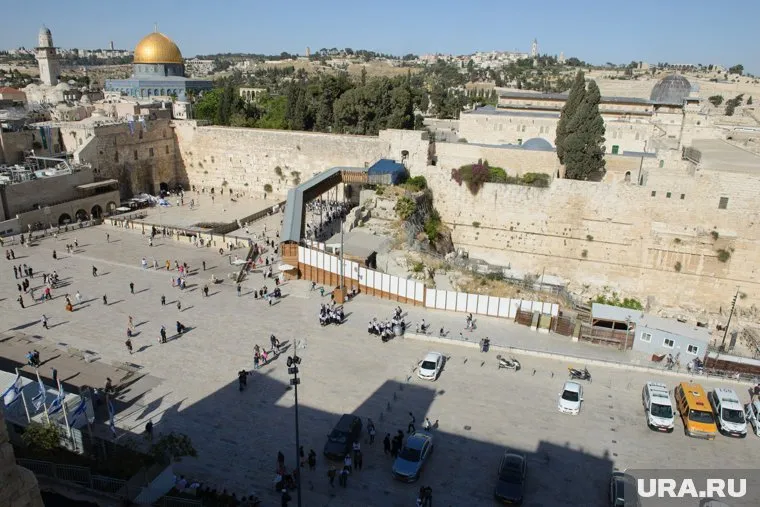 По протестующим в Израиле разрешат вести огонь