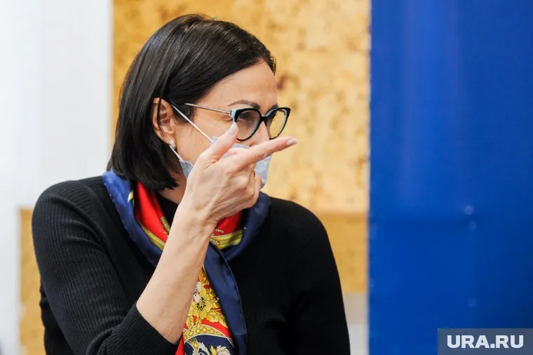 Мэр Наталья Котова инициировала проверку кадрового решения главы Калининского района Сергея Колесника