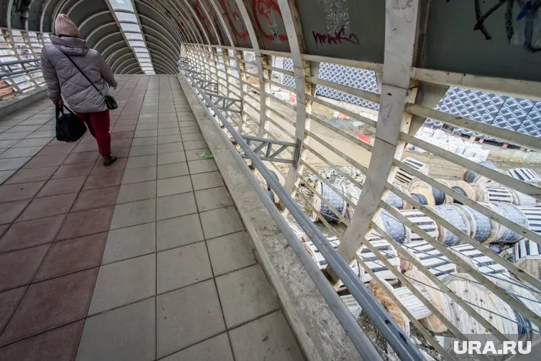 Пропавшая женщина была одета в светло-серую спортивную куртку (архивное фото)