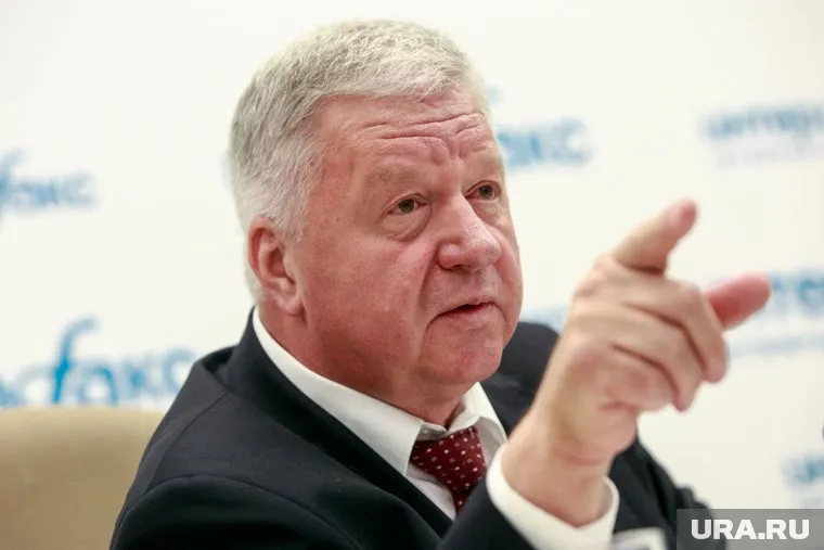 Михаил Шмаков заявил, что для большинства россиян поход на голосование за поправки в Конституции не повлияет на зарплату