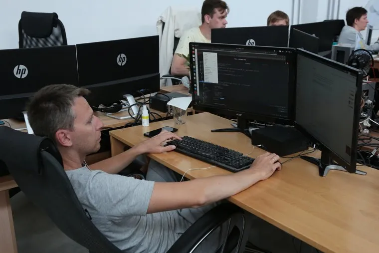 Производство роботов в компании Промобот. Пермь