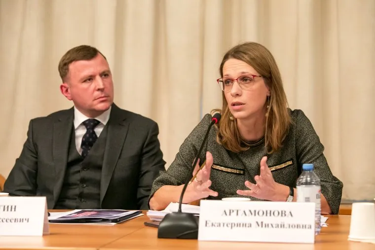 Расширенное заседание Комитета Государственной Думы Российской Федерации по информационной политике, информационным технологиям и связи. Москва, артамонова екатерина, субботин вадим