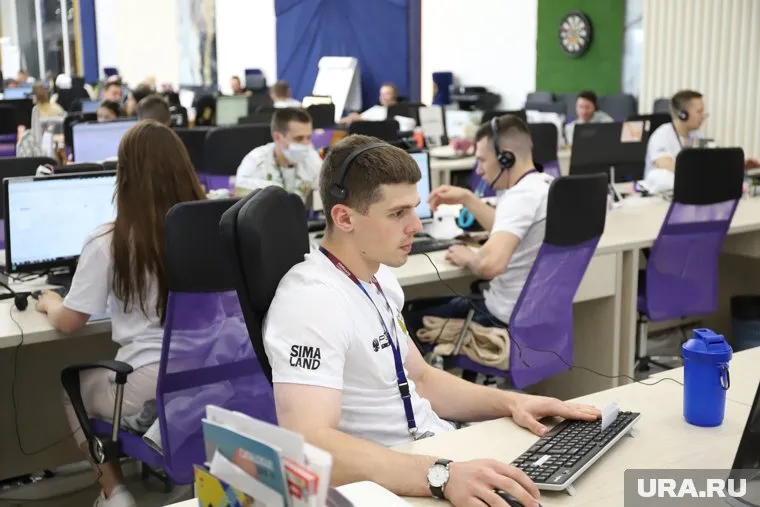 Виталий Милонов считает, что зима негативно влияет на работоспособность россиян