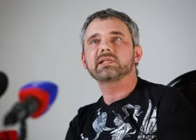 Звездный адвокат подал жалобу на досрочное освобождение Лошагина