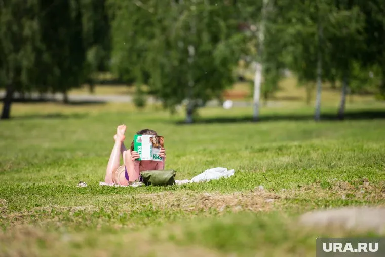 Анафилактический шок у человека может случиться после укуса комара, отметила Галина Слободина