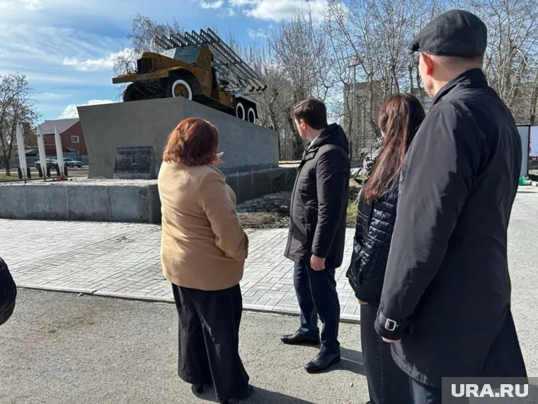 "Катюшу" к празднику покрасят в зеленый цвет