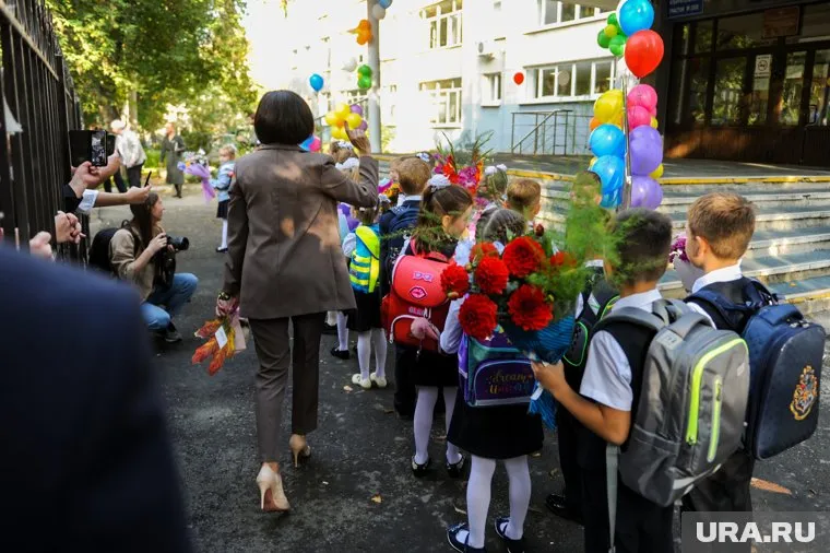 Некоторые школы Екатеринбурга перешли на дистанционное обучение