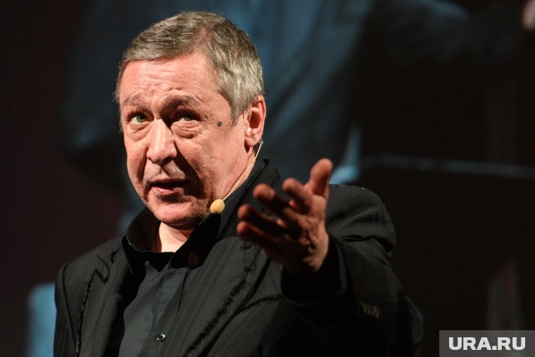 Увел жену у Табакова, отсидел в тюрьме и потерял детей: как менялась жизнь Михаила Ефремова