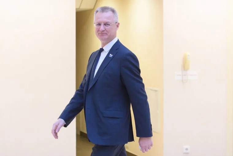 Внеочередное заседание законодательного собрания Свердловской области. Екатеринбург