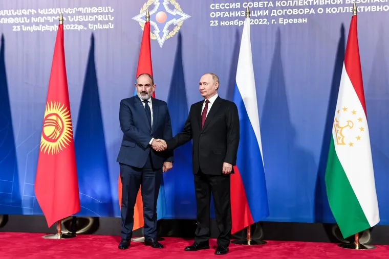 Владимир Путин на саммите ОДКБ в Ереване. Армения, Ереван