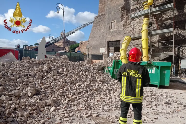 Строительство башни велось в 850-е годы