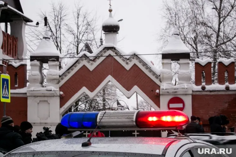 По одной из версий, молодой человек мстил монахиням